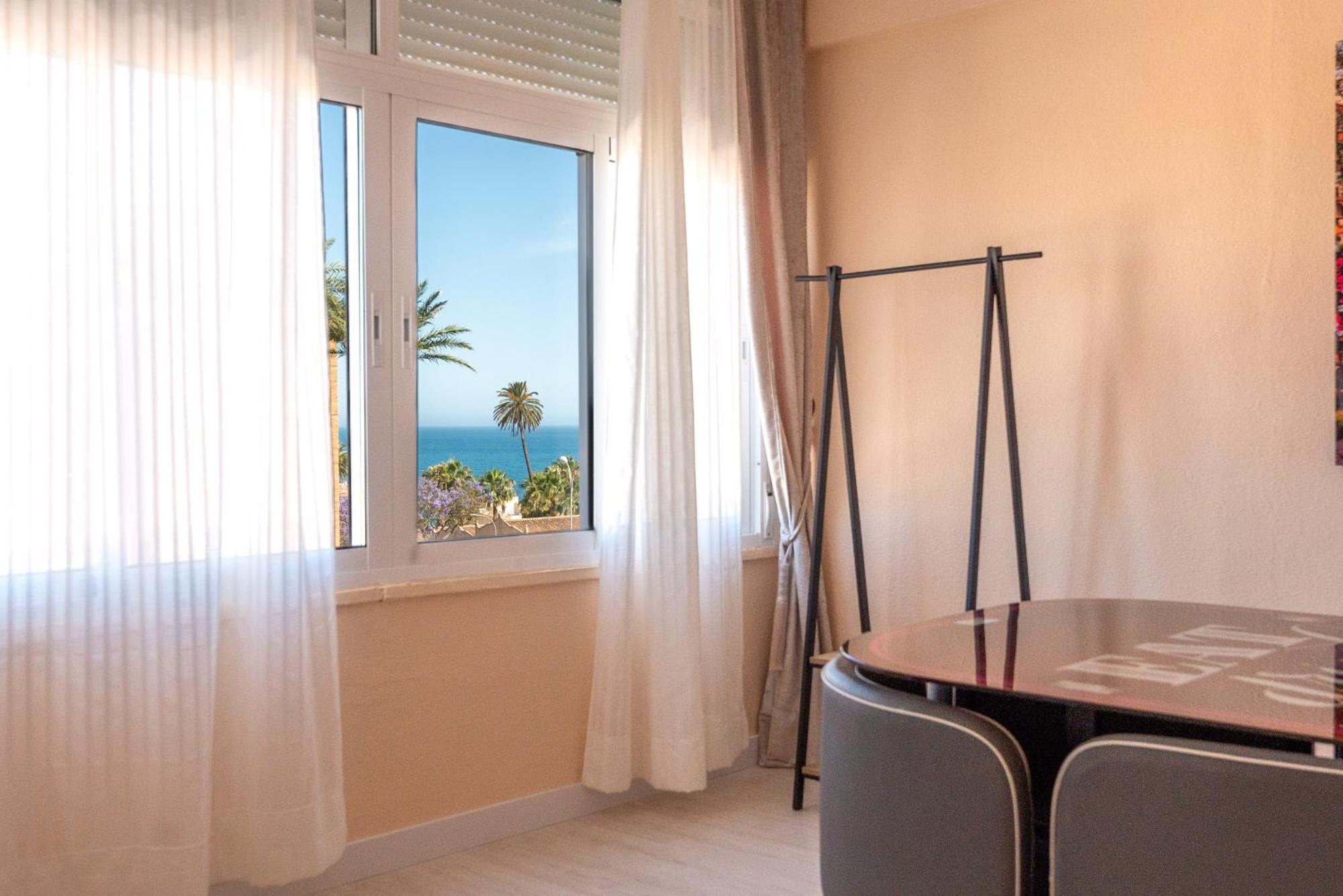 Flamingo 1 Bdr Beach 200 Meters Always Happy Benalmadena Apartman Kültér fotó